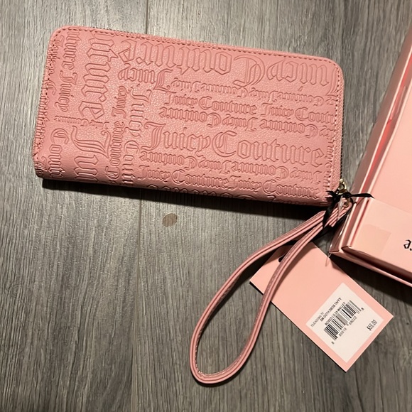 Juicy Couture wallet/wristlet for women. New with tags - Picture 6 of 8